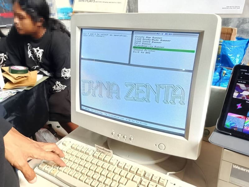 Kang Age's retro computer setup